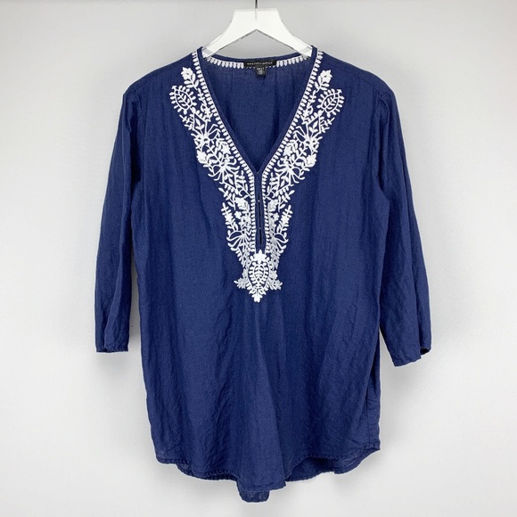 Saks Fifth Avenue Tops - Saks Fifth Avenue 100% Linen Embroidered T…